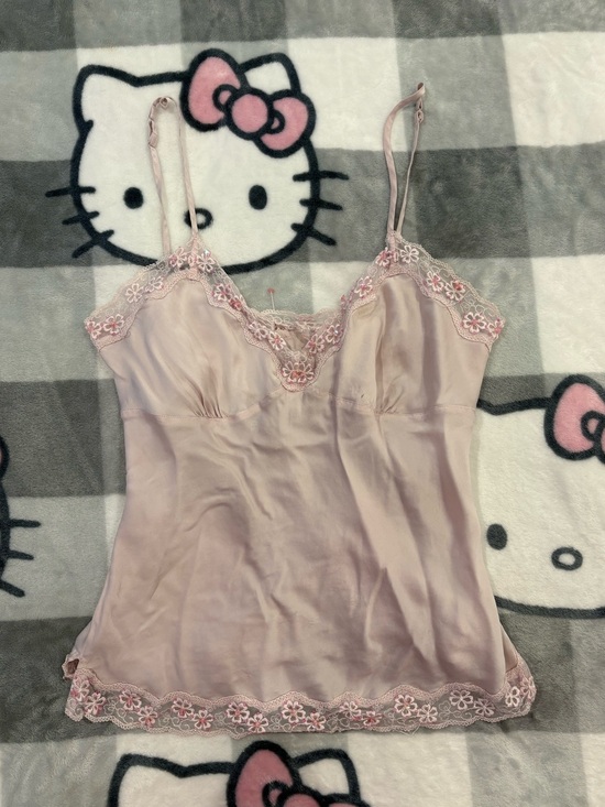 Ninety Tops - Ninety Pink 100% Silk Floral Lace Y2K Cami Top